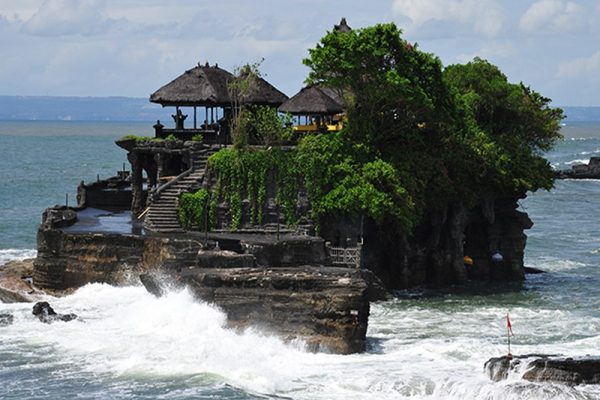 Tanah Lot Tabanan Bali